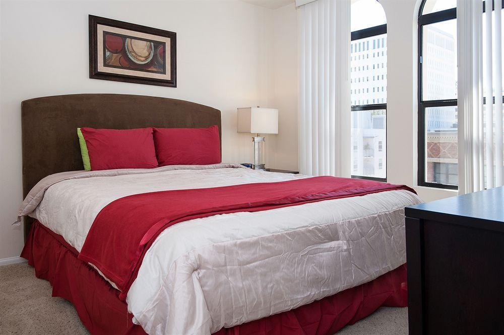 Sunshine Suites At The Piero Los Angeles Exterior photo